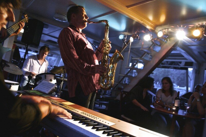 Jazz music onboard the Jazz Boat, Prague - PICTURE - Fabulous Travel Guide